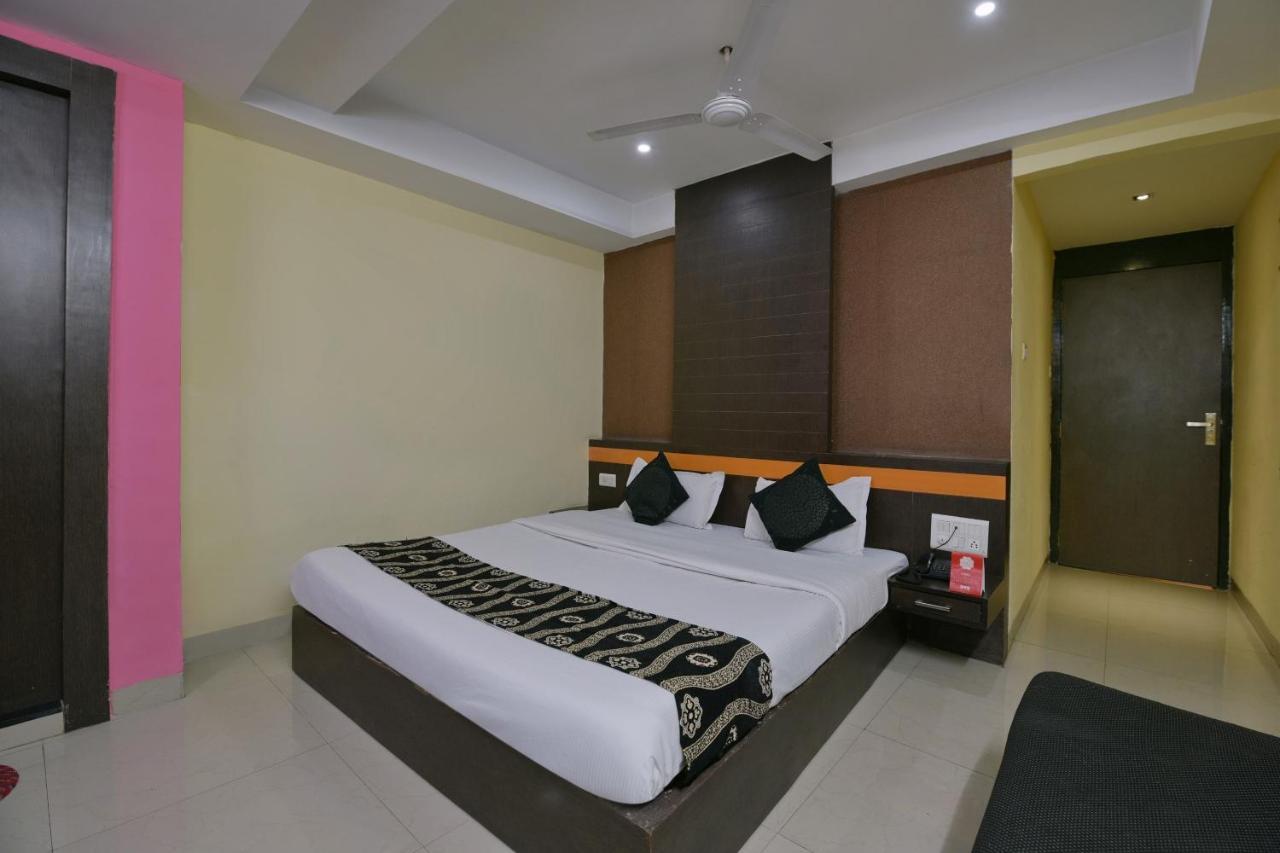 Collection O Diamond And Residences Indore Bagian luar foto