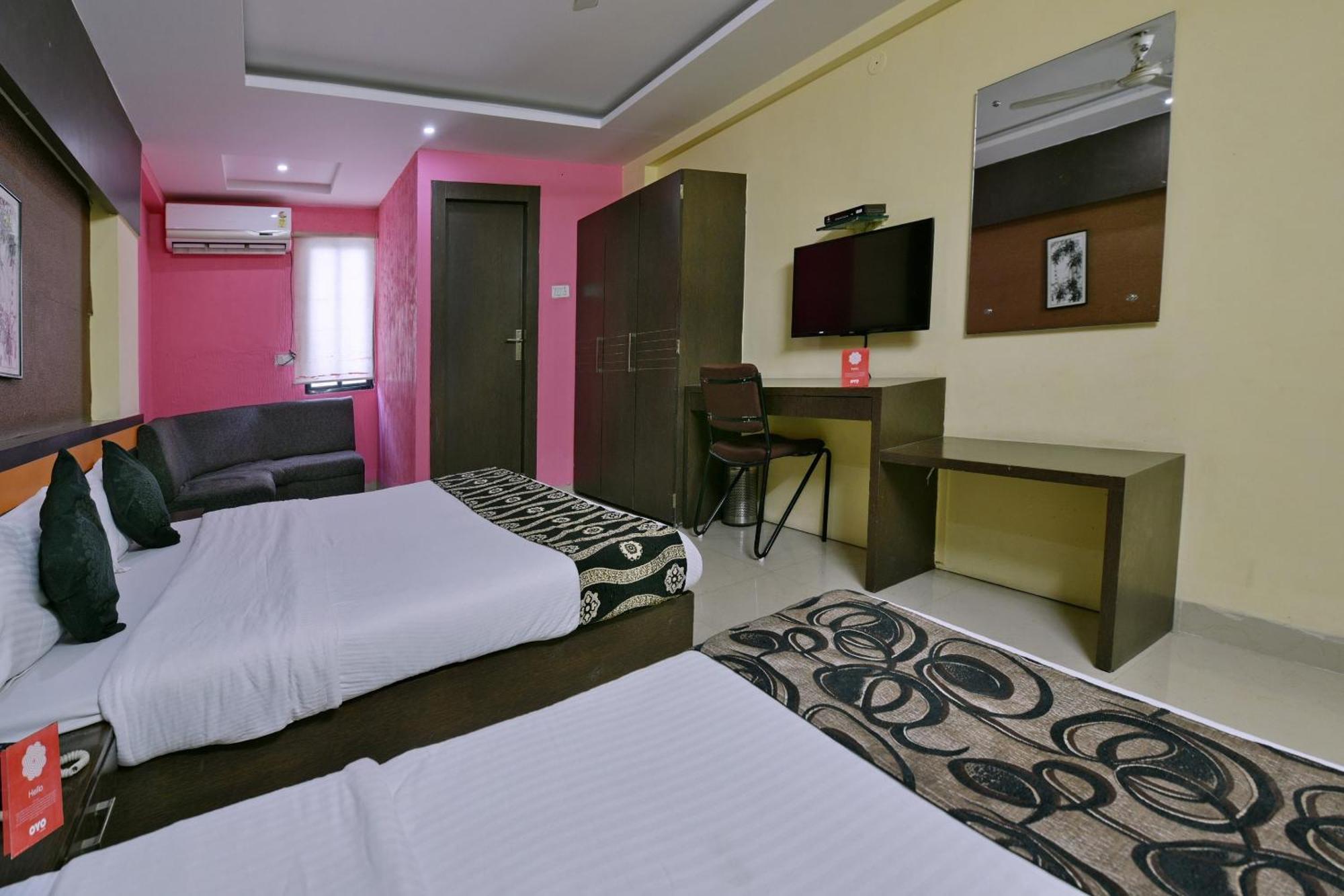Collection O Diamond And Residences Indore Bagian luar foto
